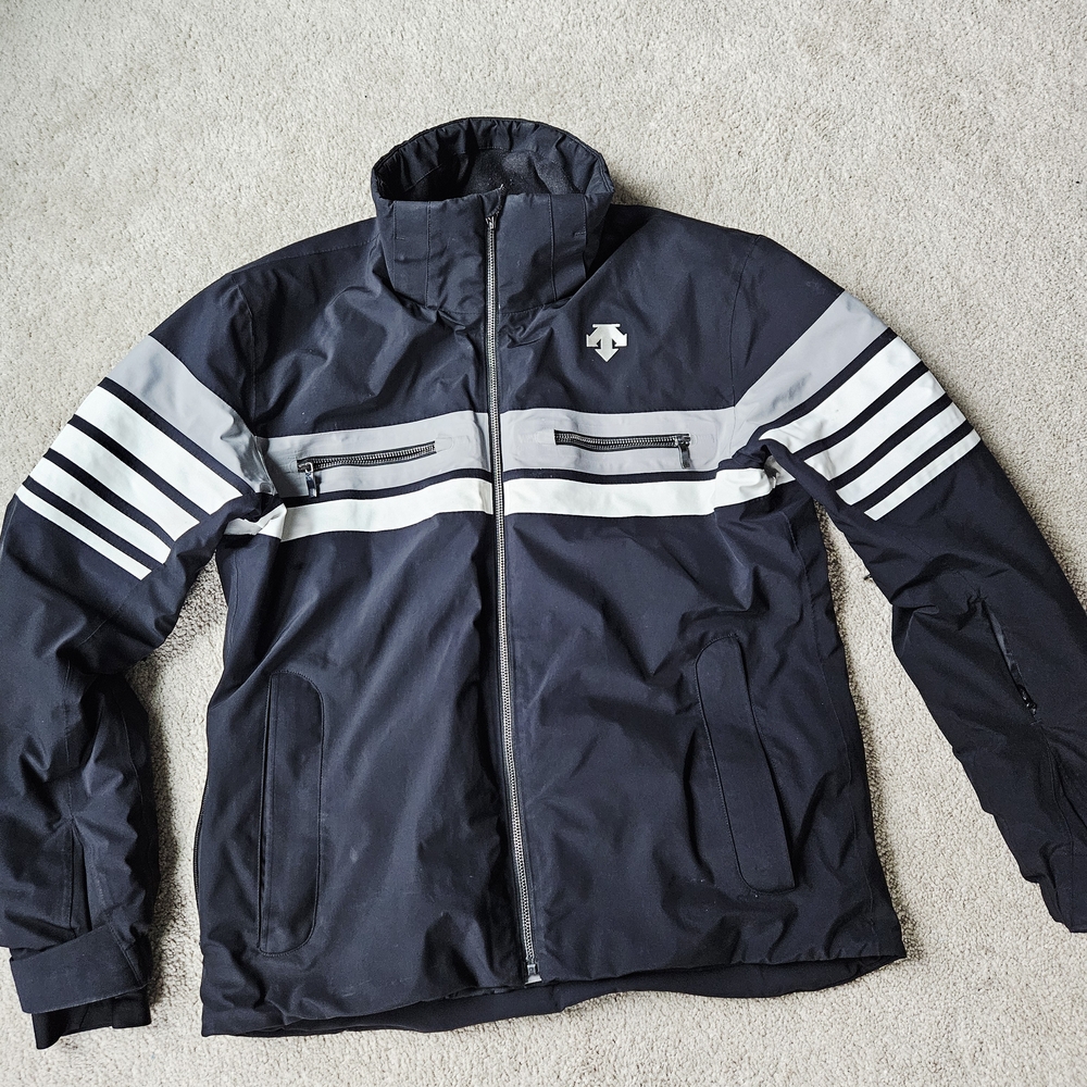 Descent's Waterproof Ski and Snowboard Jacket